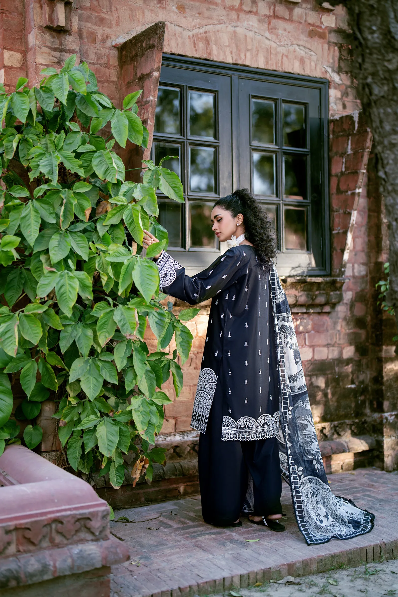 Cotton Lawn wider width Embroidery