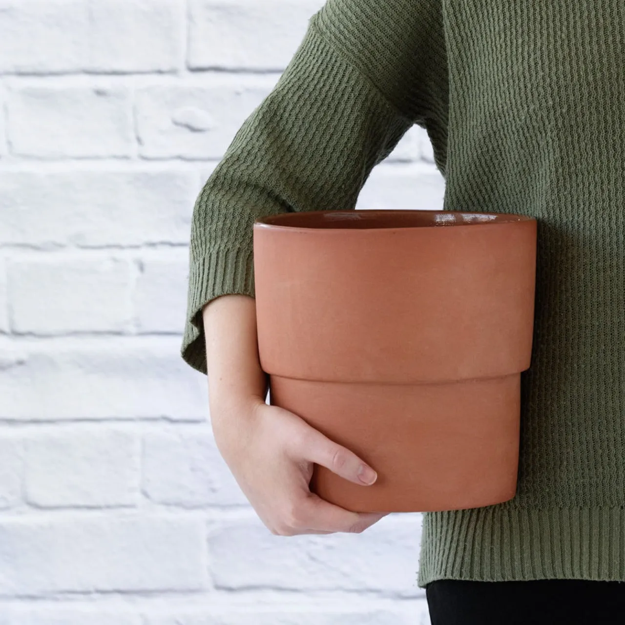 Flo Planter - Terracotta