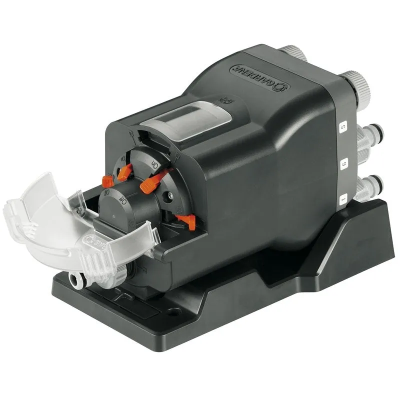 GARDENA Automatic Water Distributor -  Set up With up to 6 Watering Programs