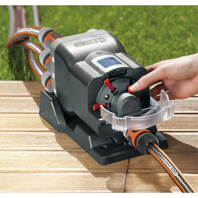 GARDENA Automatic Water Distributor -  Set up With up to 6 Watering Programs