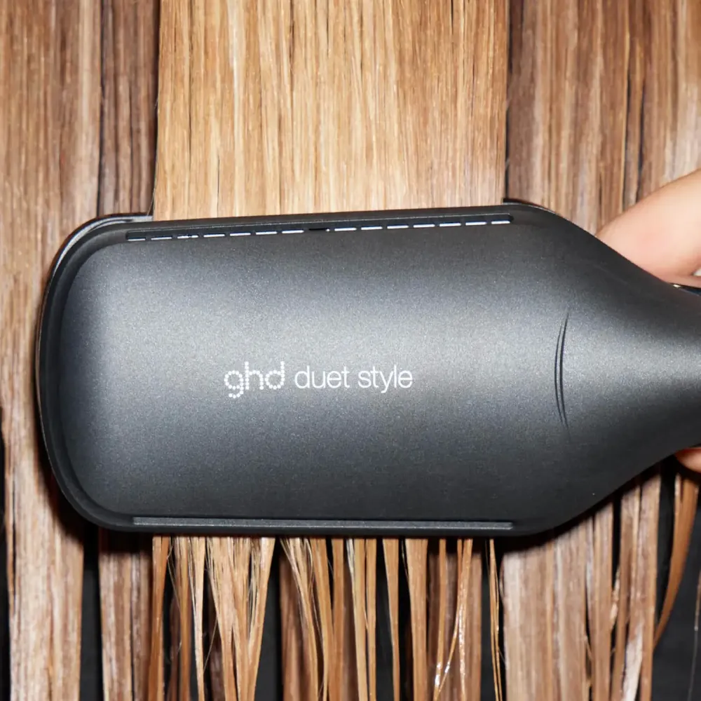 ghd DUET STYLE HOT AIR STYLER IN BLACK