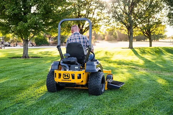 Hustler FasTrak SDX 60" Commercial Zero-Turn Mower w/ Kawasaki FX730 (23.5HP)