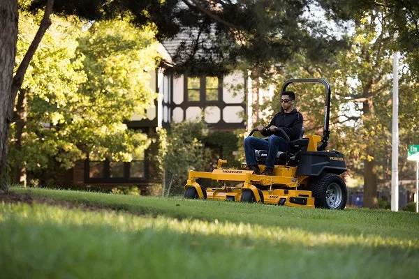 Hustler Super Z 72" Commercial Zero-Turn Mower w/ Kawasaki FX1000 EFI (38.5HP)