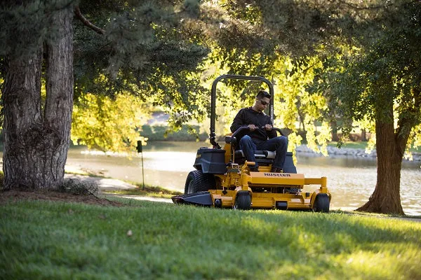 Hustler Super Z 72" Commercial Zero-Turn Mower w/ Kawasaki FX1000 EFI (38.5HP)