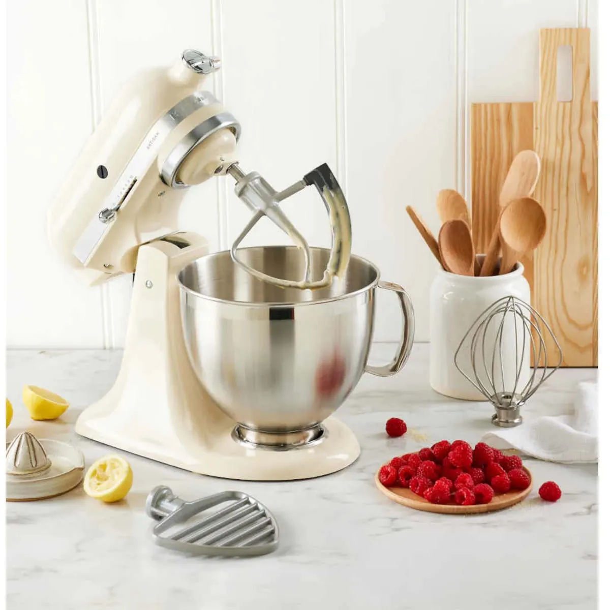 KitchenAid KSM195 Artisan Series Stand Mixer Almond Cream 4.8L
