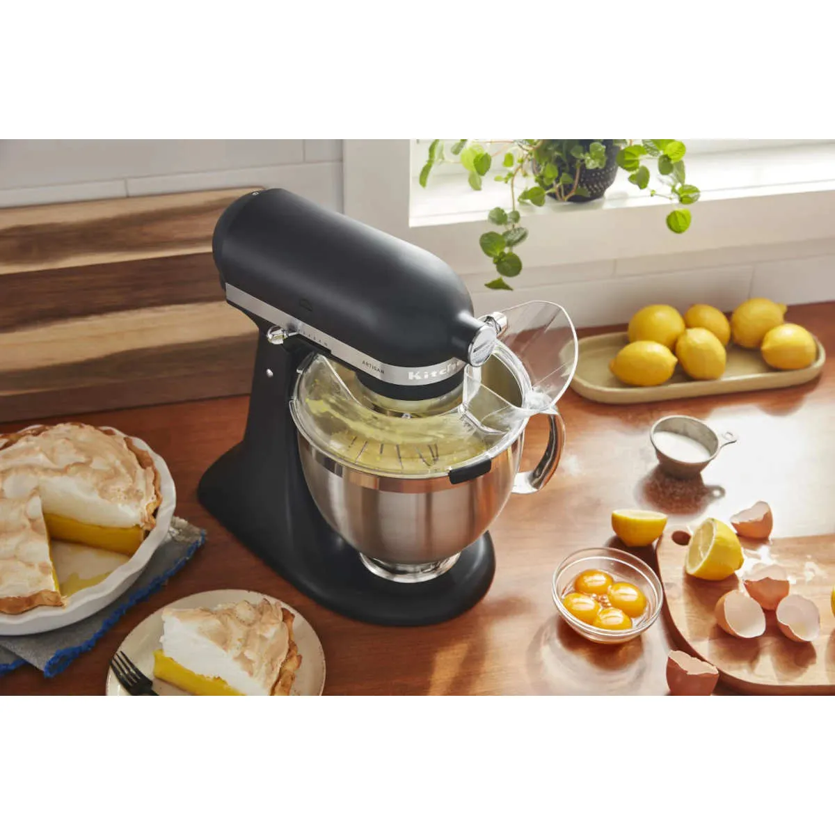 KitchenAid KSM195 Artisan Series Tilt-Head Stand Mixer with Premium Accessory Matte Black 4.8L