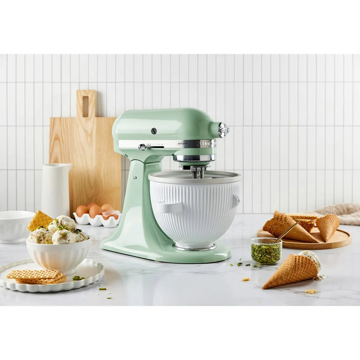 KitchenAid KSM195 Artisan Series Tilt-Head Stand Mixer with Premium Accessory Pistachio 4.8L