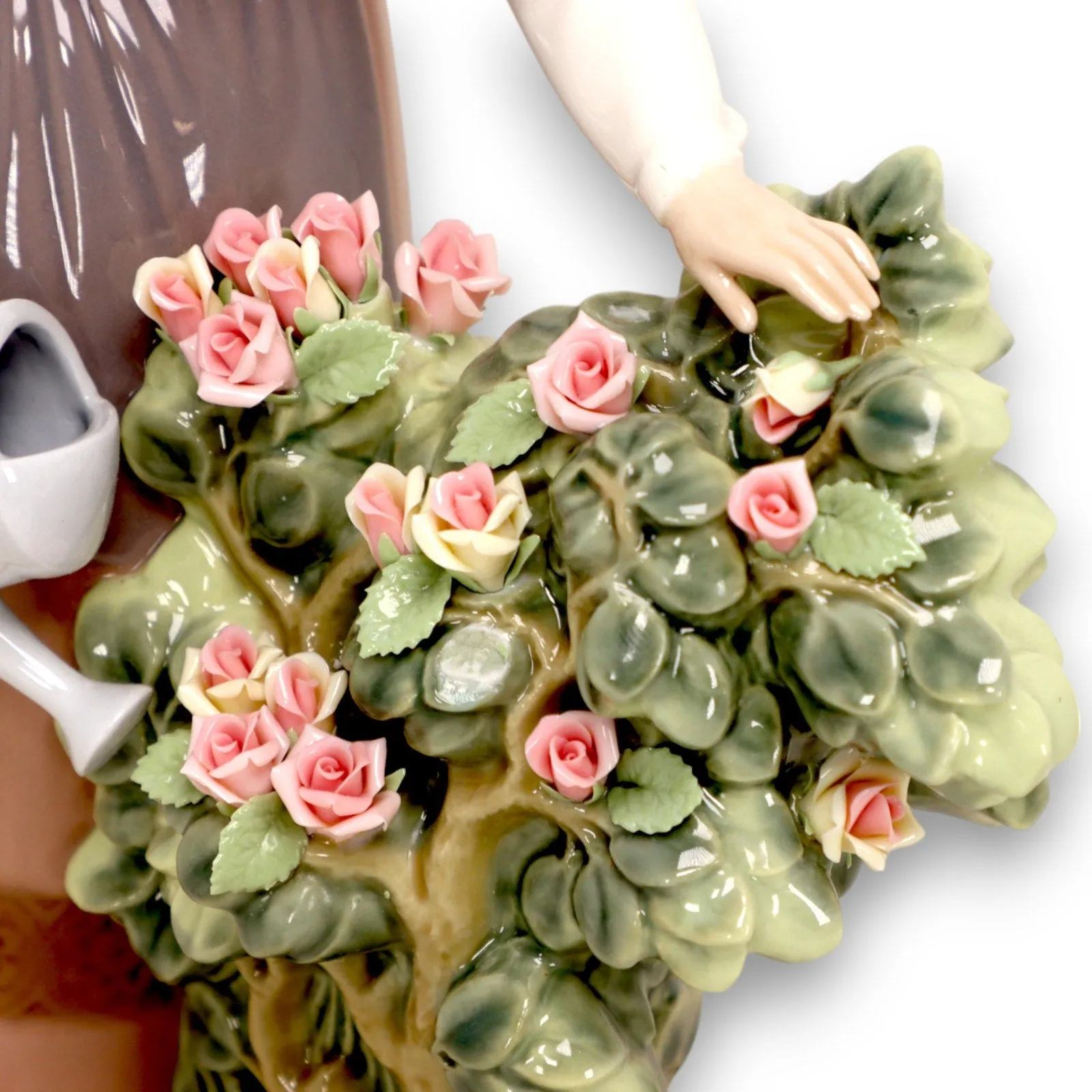 Lladro 1354 Dutch Girl Watering Pink Rose Bush Retired Vintage Gloss Spain