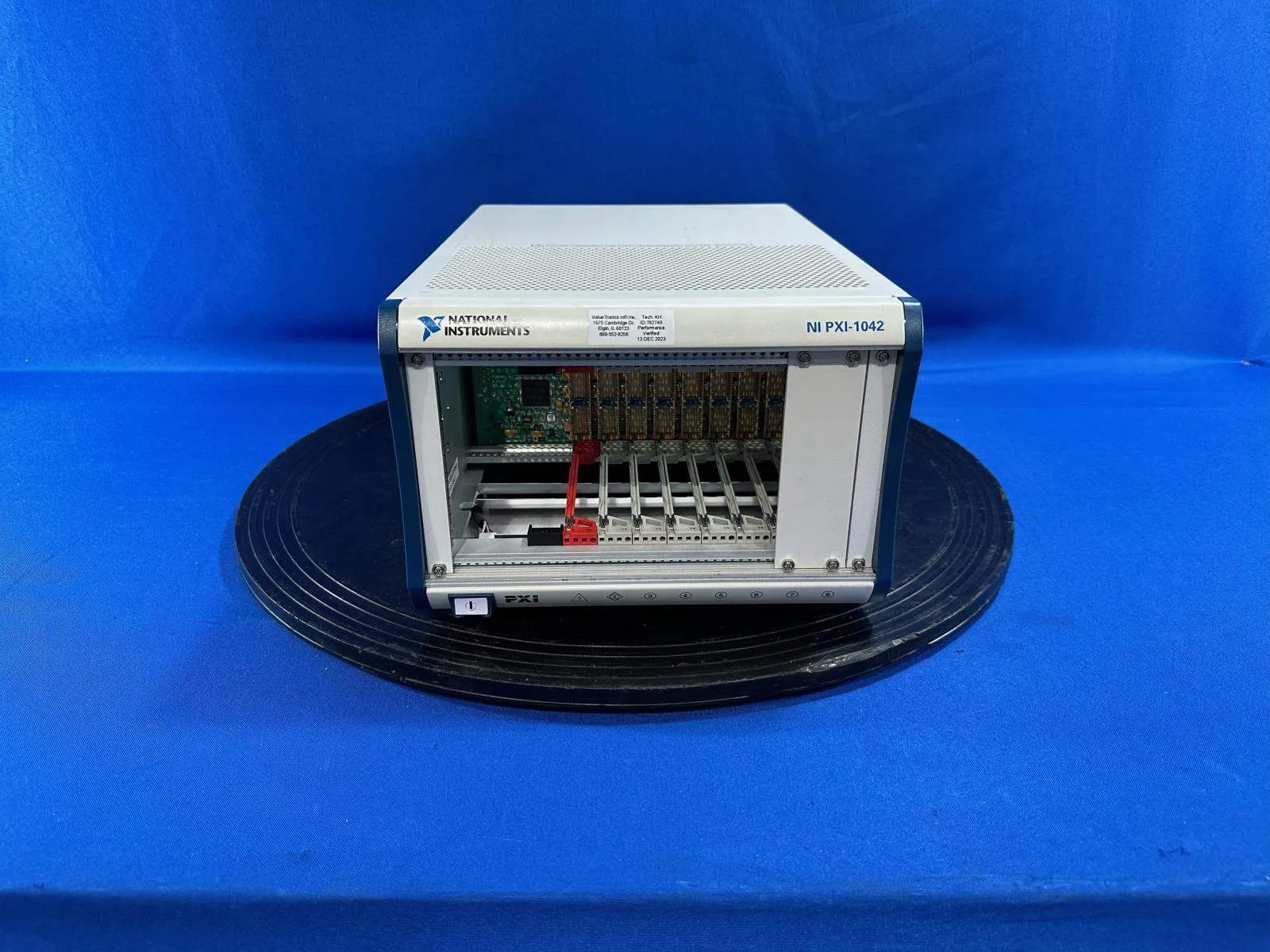National Instruments PXI-1042 PXI