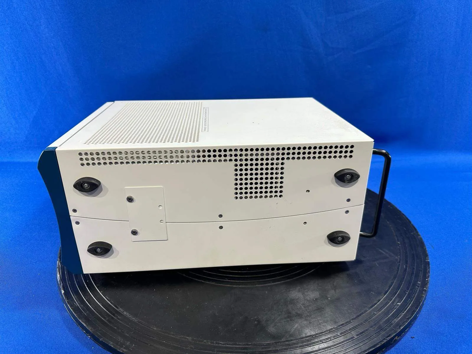 National Instruments PXI-1042 PXI