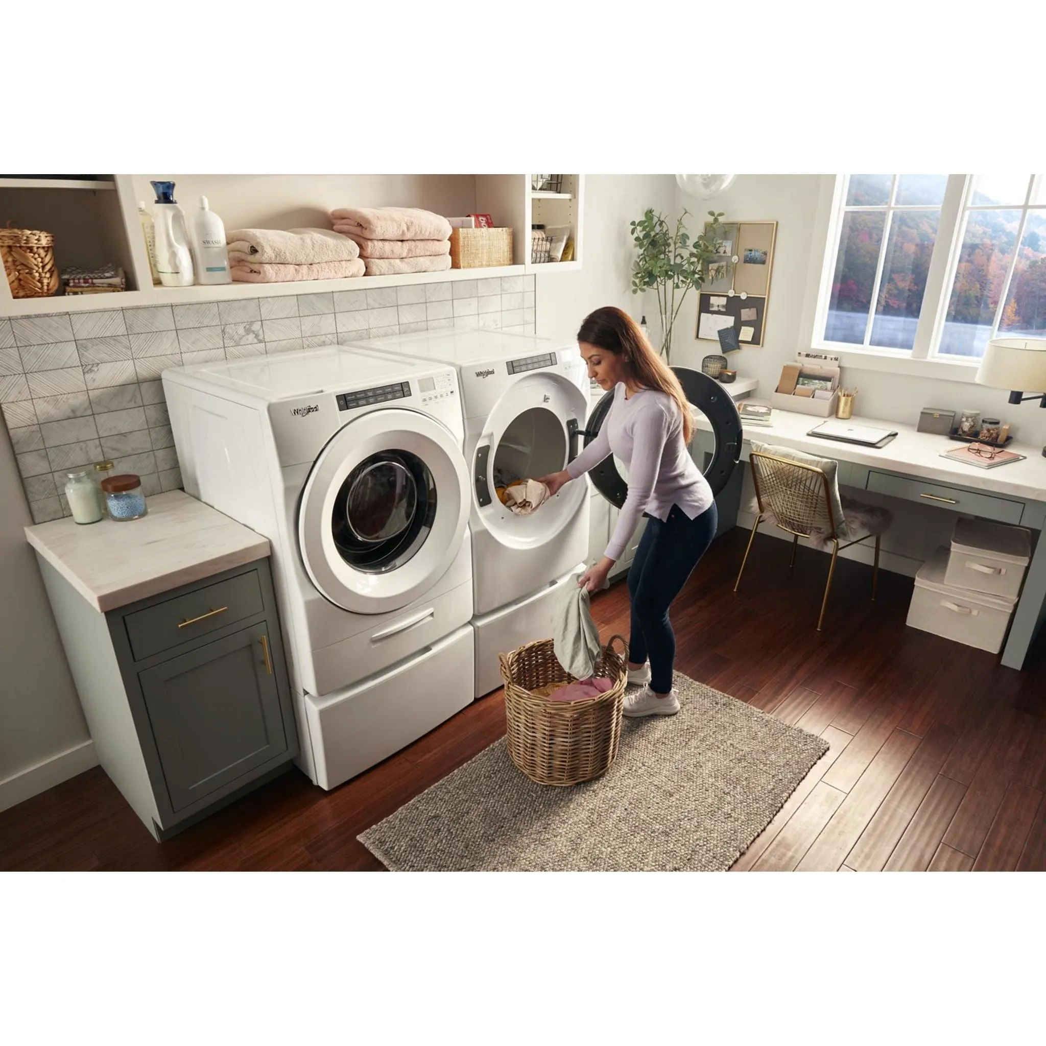 Whirlpool 7.4 cu. ft. Front Load Gas Dryer with Intuitive Touch Controls (WGD5620HW)