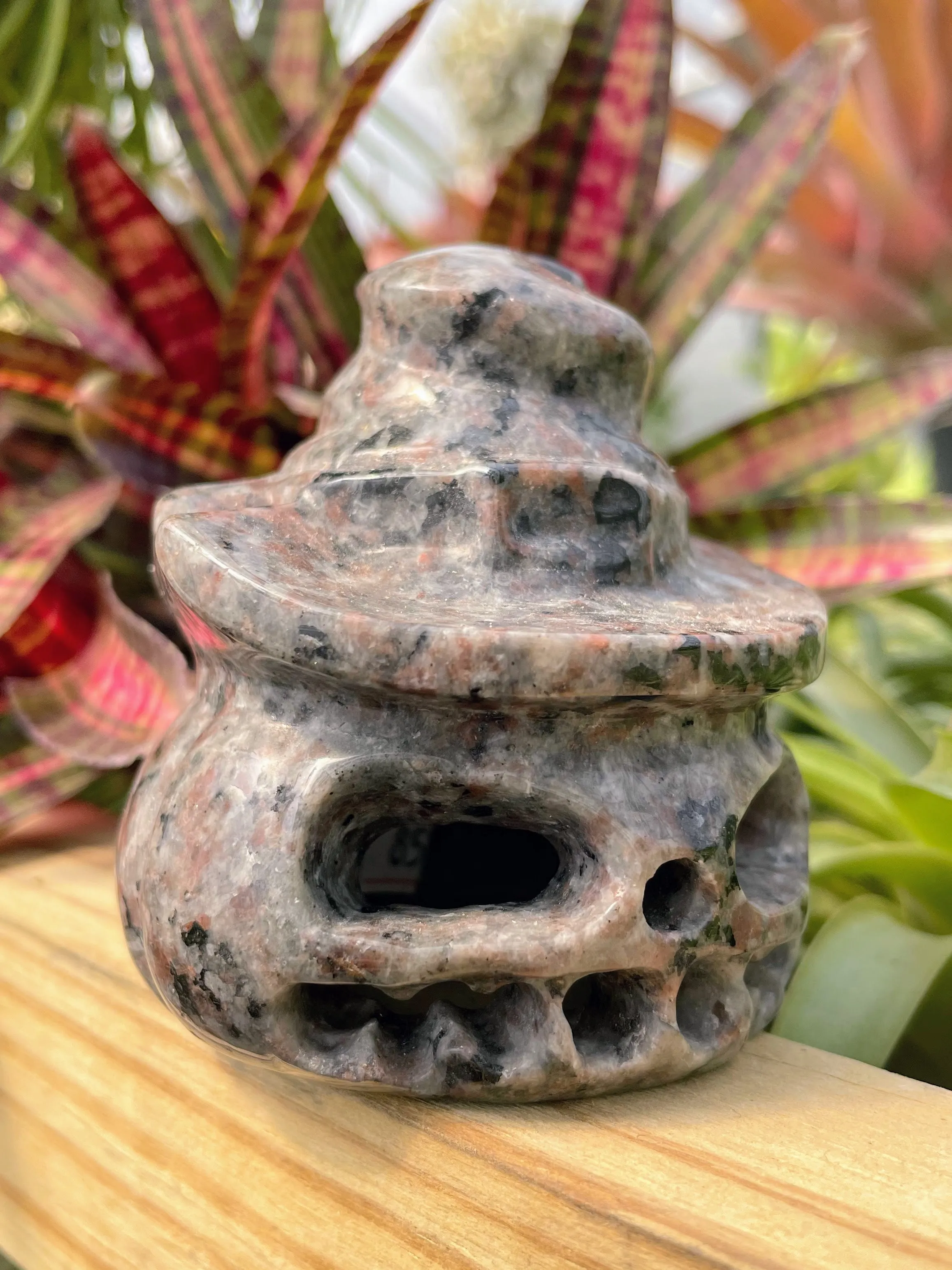 Yooperlite Jack-O'-Lantern Crystal Carving